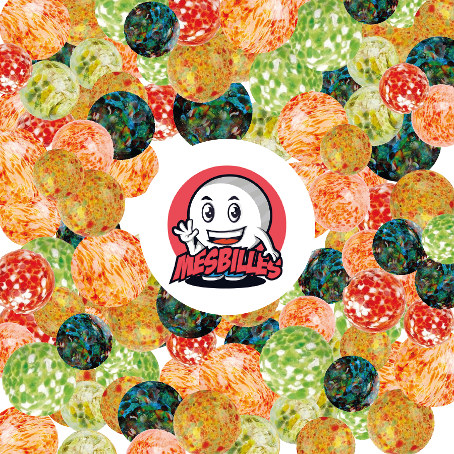 Murmeln Flyer Dunkel 16 mm, und mehrfarbige Murmeln, die das Maskottchen MeineMurmeln umgeben, aus durchscheinendem Glas mit mehrfarbigen Flecken