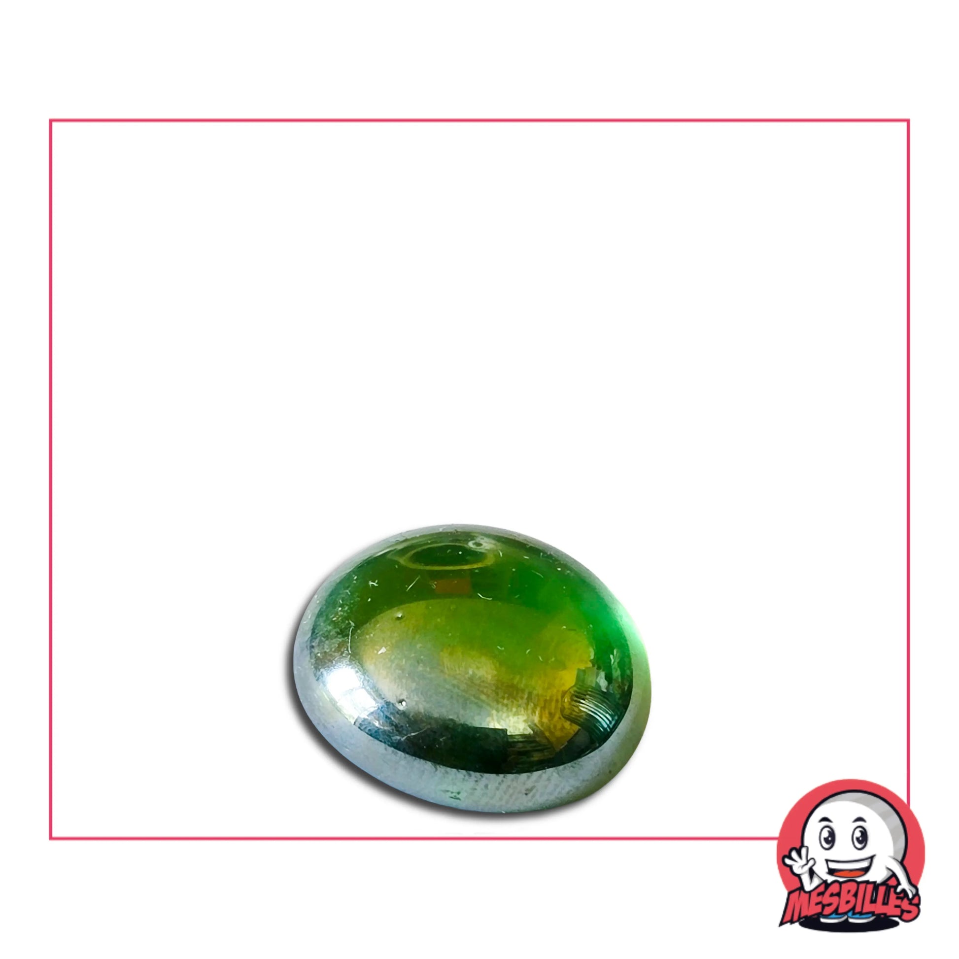 Cette bille est également nommée Bille Galet en Verre, elle est utilisée pour Jouer, Décorer ou Collectionner. Bille Plate Vert Brillant : La Décoration qui ne Perd Jamais de sa Superbe