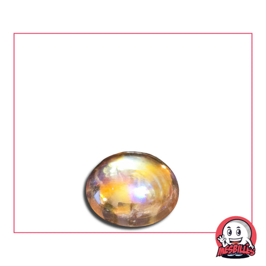 Dans la Grande Famille des Billes Irisée, il y a la Bille Plate en verre Translucide et Brillant de Couleur Rose Léger.
