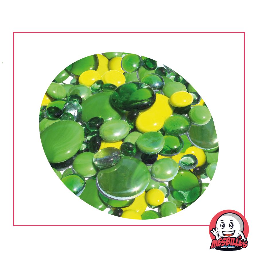 Flache Murmeln aus limettengrünem und grünem Glas, transluzent bis glänzend, 12 mm-30 mm