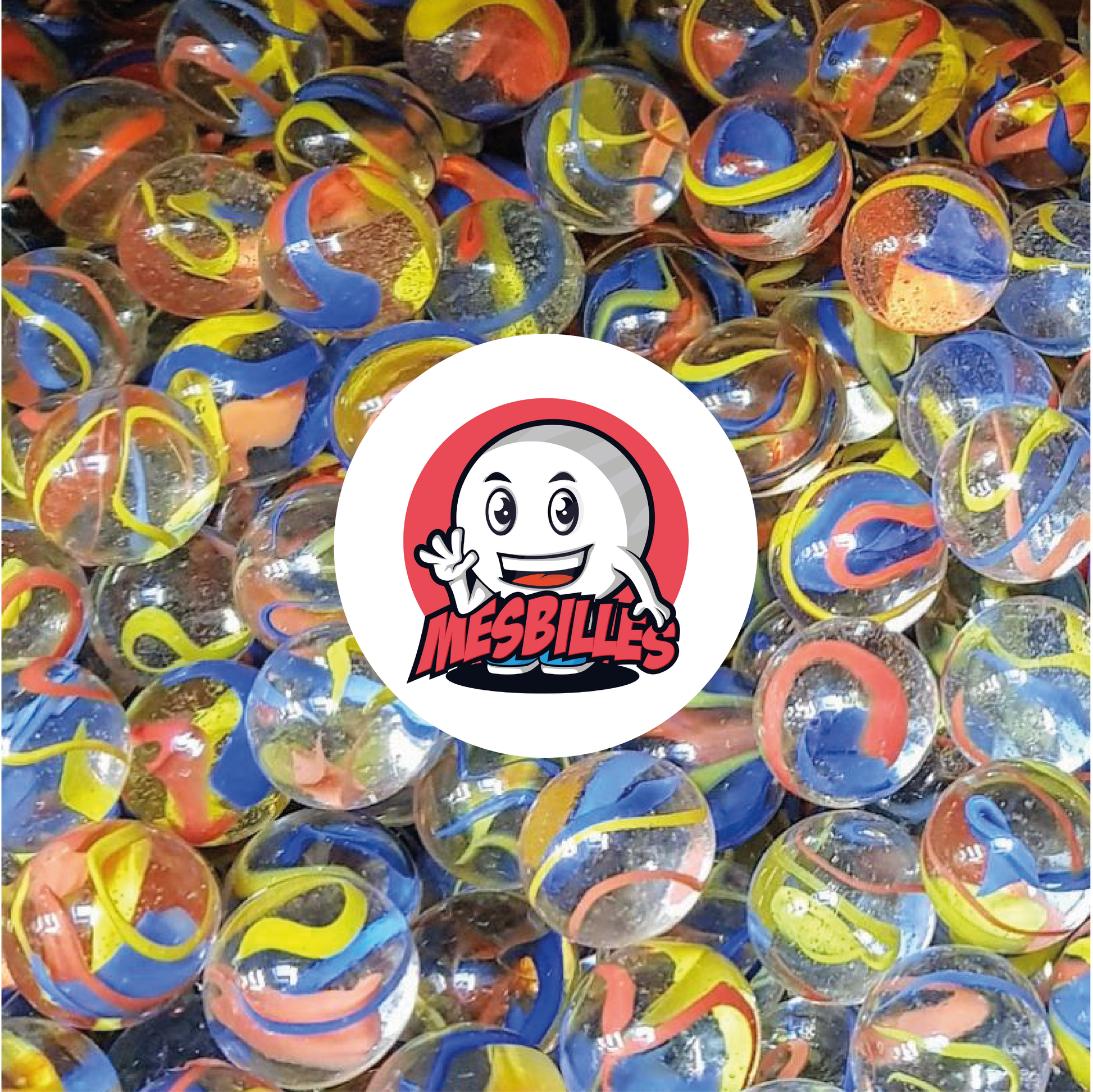 Murmeln Fusion in Rot, Gelb und Blau aus transparentem Glas – Bild des Maskottchens MeineMurmeln umgeben von Papageien-Murmeln 50 mm