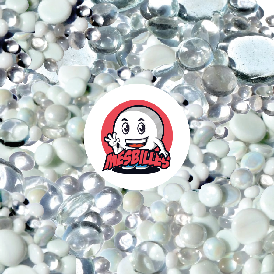 Maskottchen Meine Murmeln und Flache Murmeln aus weißem und kristallklarem Glas, opak und transparent, 12 mm bis 30 mm