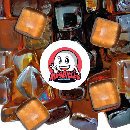 Dans le monde des billes, les Billes Formes font figure de stars. MesBilles vous propose cette Bille en verre Translucide de Couleur Gris Noir.